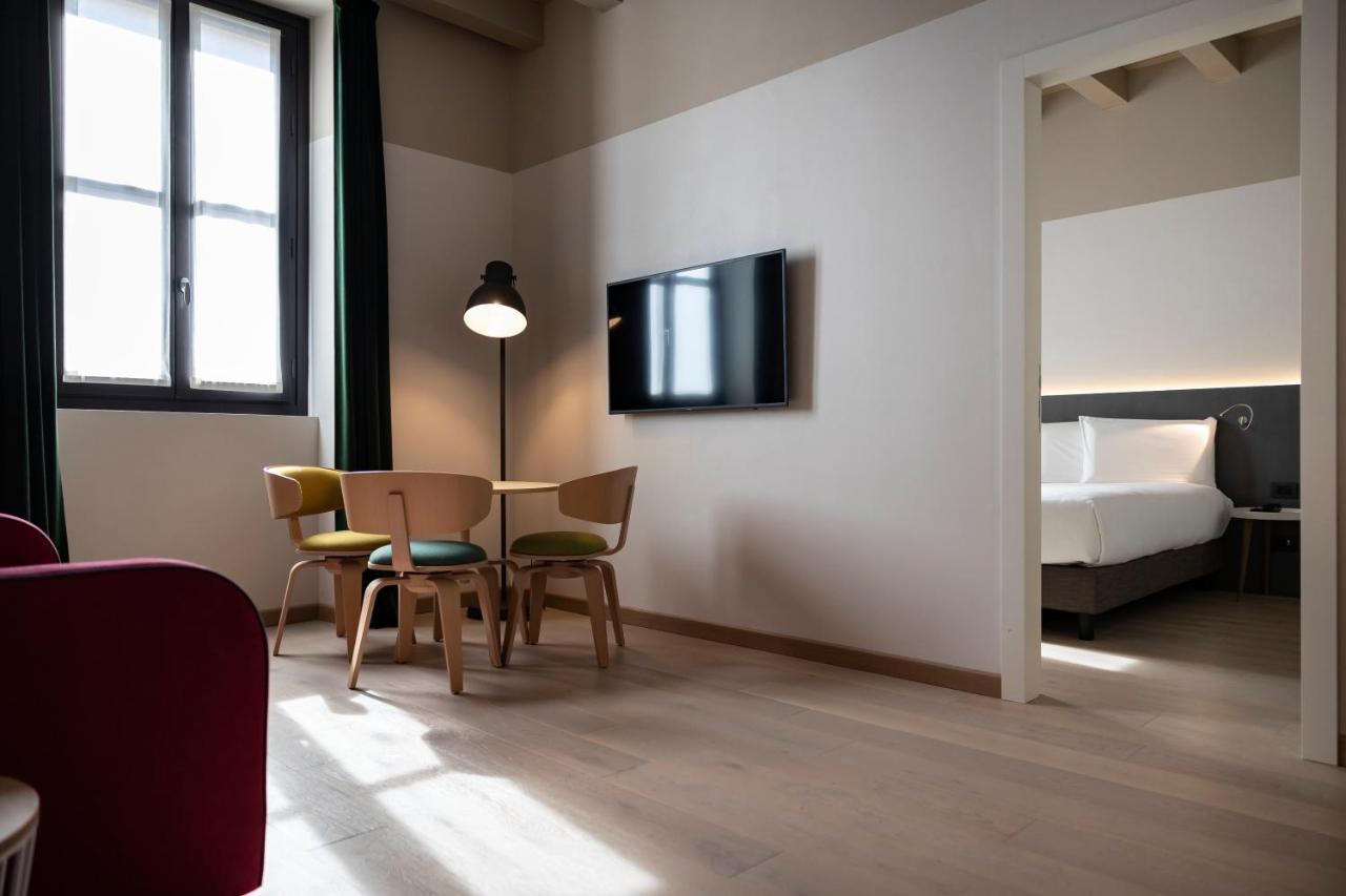 Savona 18 Suites Milano Phòng bức ảnh