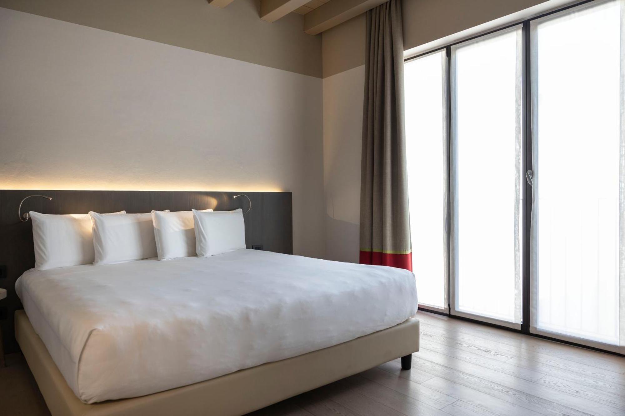 Savona 18 Suites Milano Phòng bức ảnh